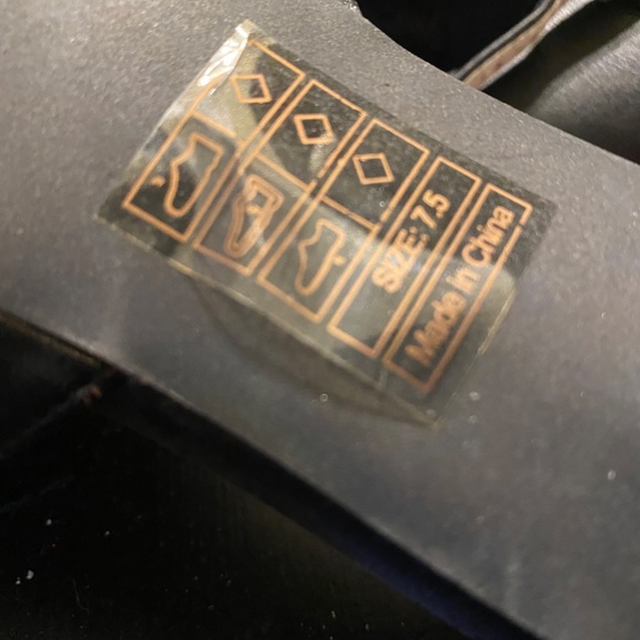 BAIT Footwear Heels - 7.5 - Picture 5 of 5